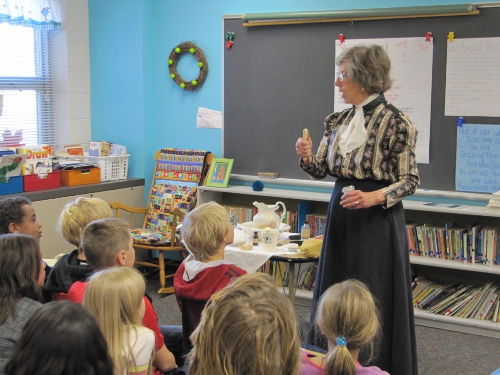 Ruth Newell shares information on how the pioneers kept tidy at school program called 