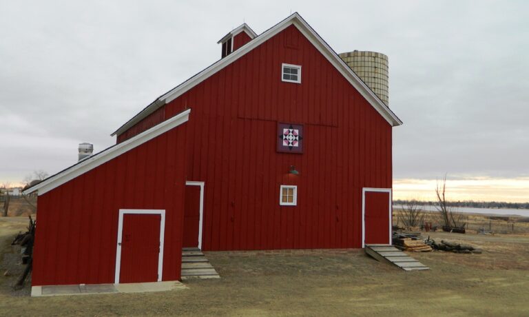 Big Quilt on the Big Red Barn