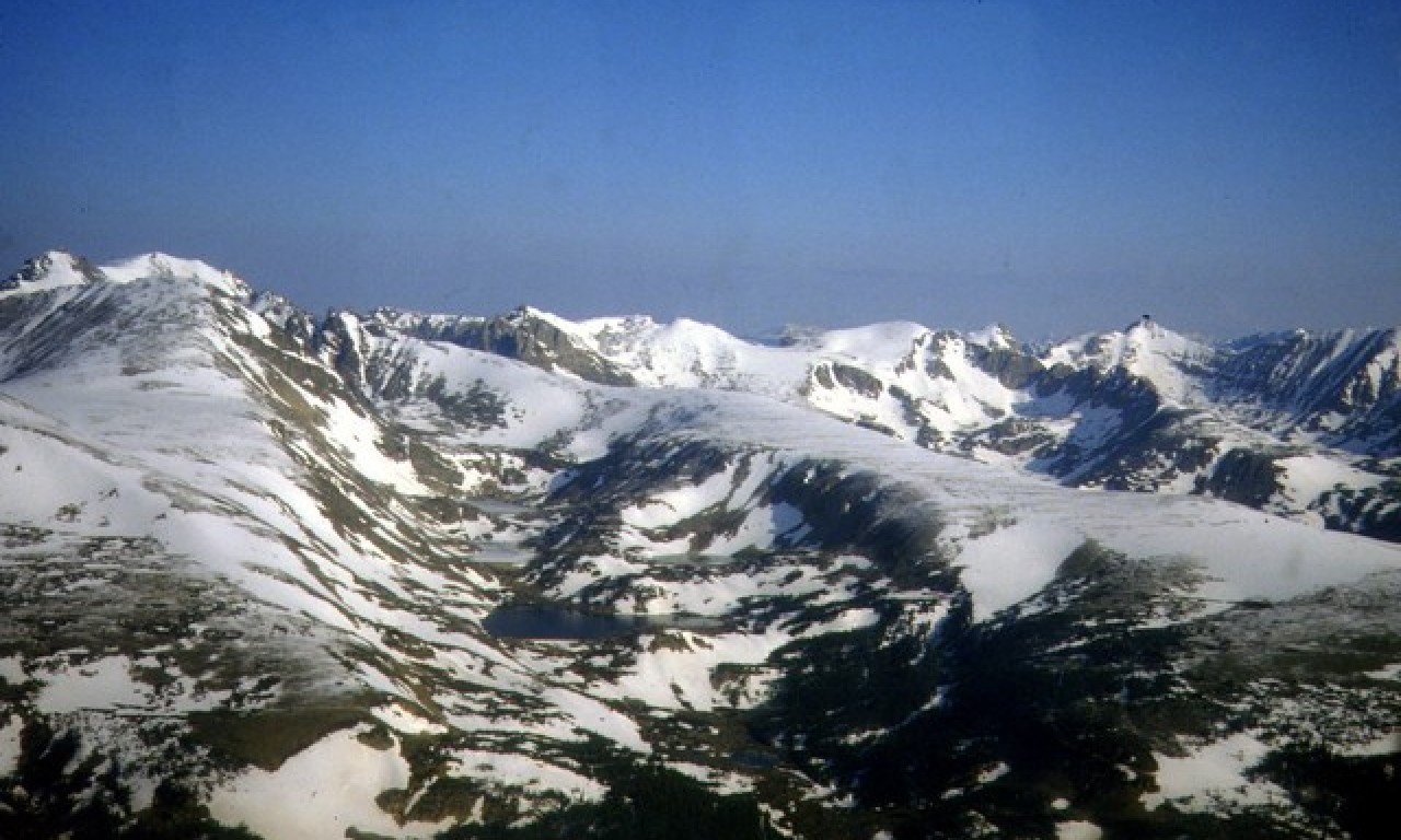 Contentinal Divide mountain range